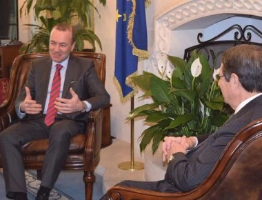 Βέμπερ: Το κυπριακό πρέπει να αποκτήσει μεγαλύτερη σημασία για την ΕΕ